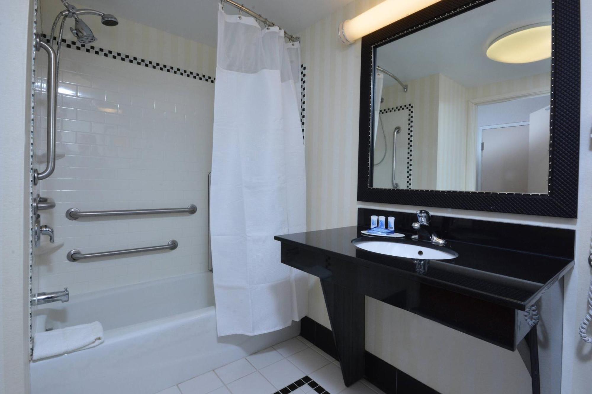 Fairfield Inn & Suites Wytheville Eksteriør bilde